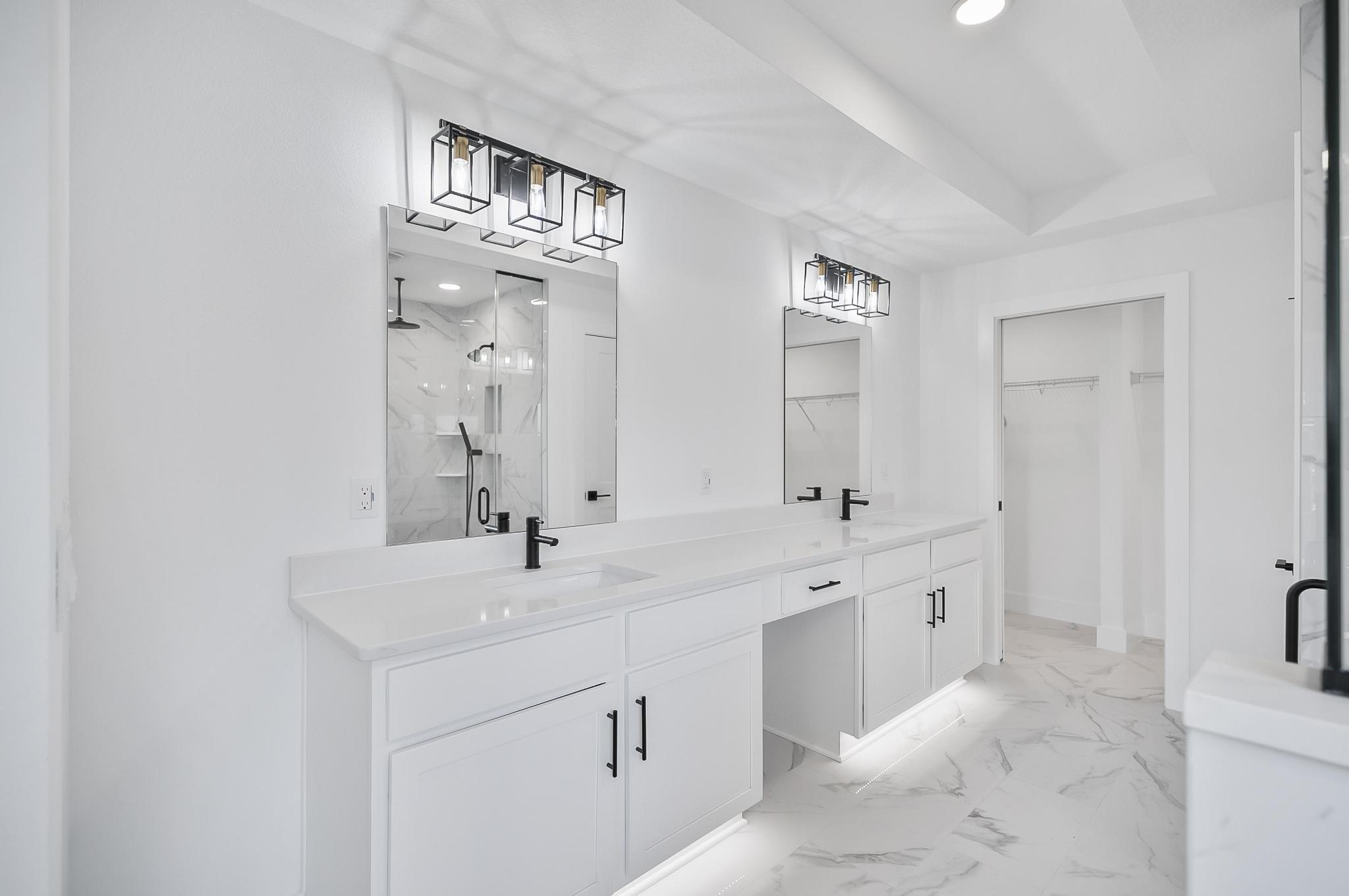 Blue Water Homes FL Seaside Bathroom 2