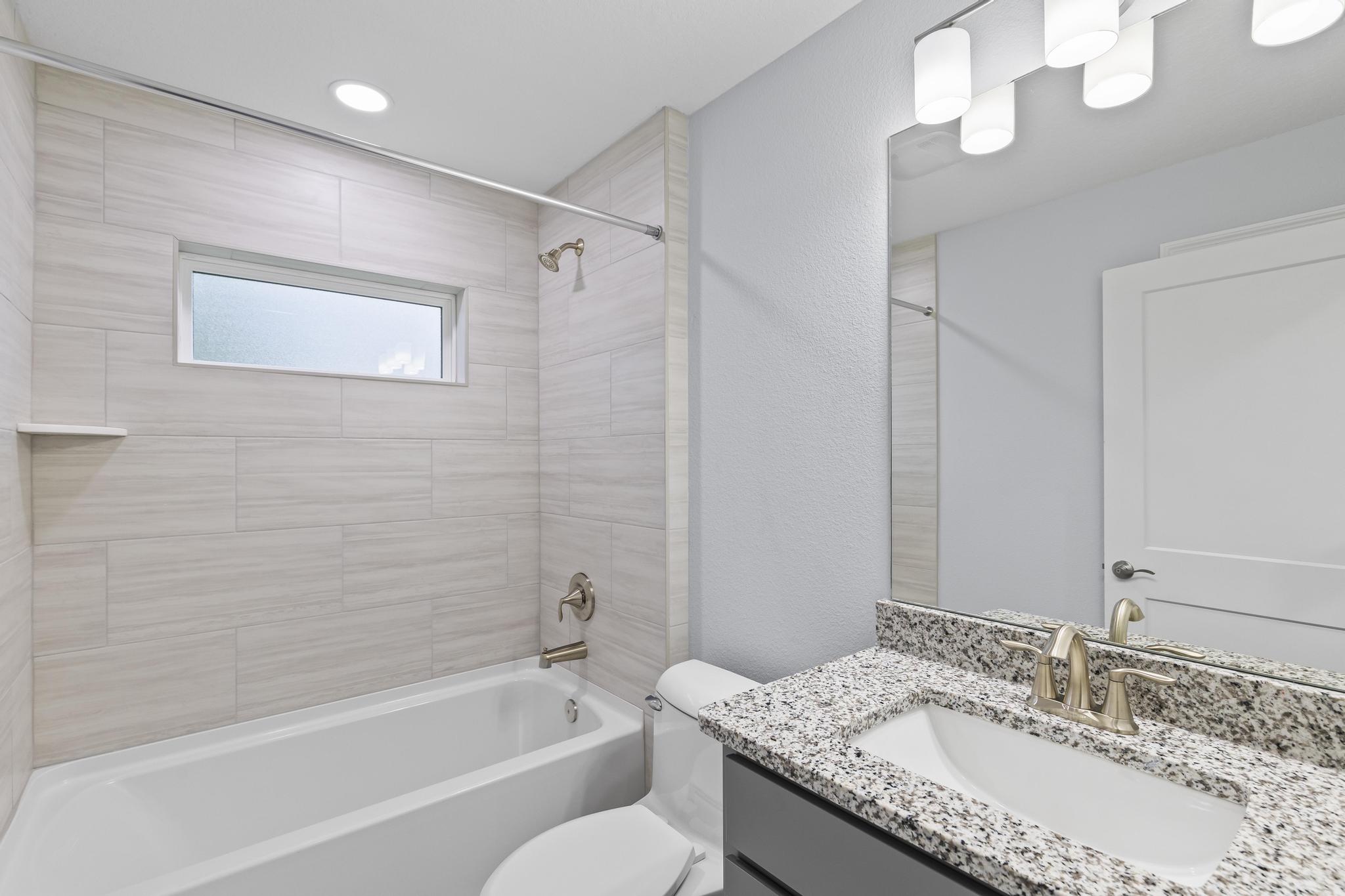 Blue Water Homes FL Washwick Guest Bathroom