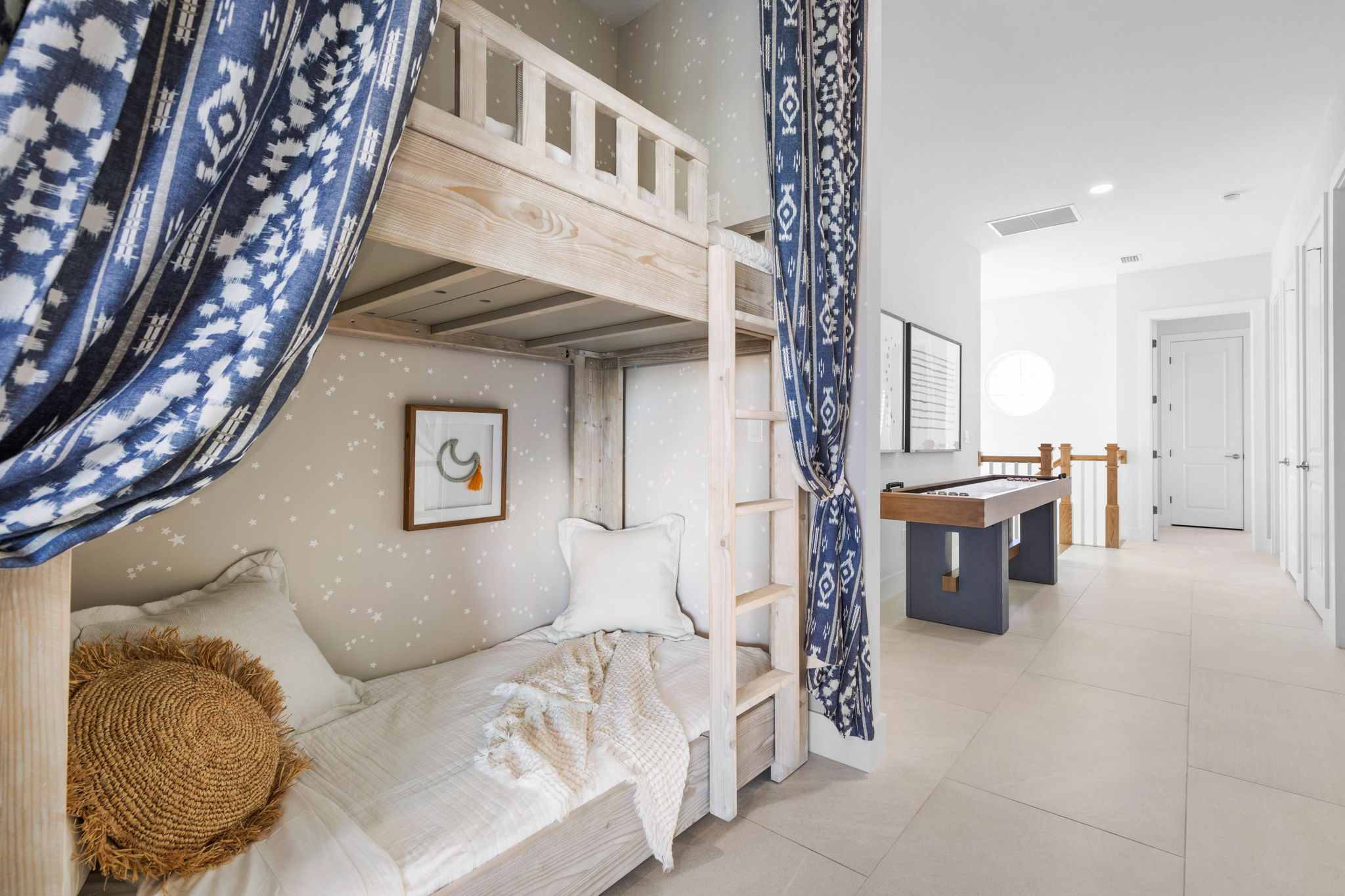 Blue Water Homes Fl Cinnamon Bedroom